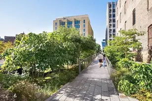 537 W 27th St, New York City, NY 10001 - Photo 9