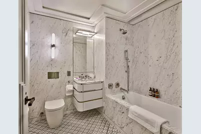 303 Park Avenue #2412, New York City, NY 10022 - Photo 9