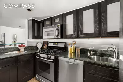 372 5th Avenue #7L, New York City, NY 10018 - Photo 7