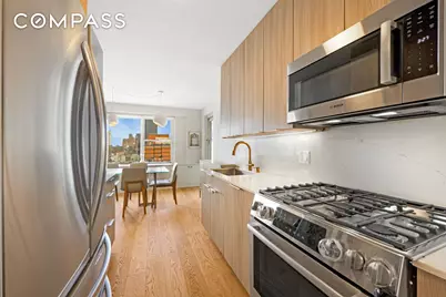 370 E 76th Street #A801, New York City, NY 10021 - Photo 7