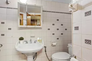 30-57 14th St, New York City, NY 11102 - Photo 7