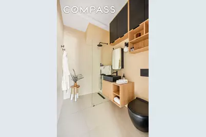 589 Hicks Street #1, New York City, NY 11231 - Photo 9