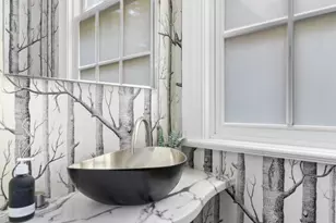 430 Hudson St, New York City, NY 10014 - Photo 17