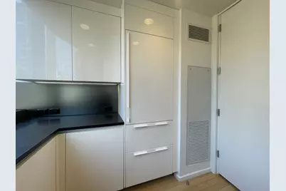 50 United Nations Plaza #14D, New York, NY 10017 - Photo 11