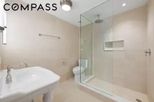 313 W 102nd St, New York City, NY 10025 - Photo 21