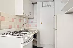 241 E 7th St, New York City, NY 10009 - Photo 3