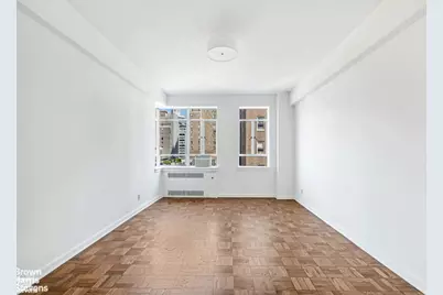 20 E 74th Street #8A, New York City, NY 10021 - Photo 13