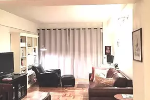 220 E 54th St, New York City, NY 10022 - Photo 15