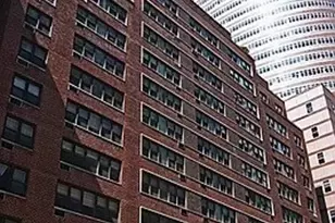 220 E 54th St, New York City, NY 10022 - Photo 11