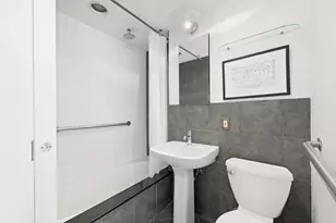 310 W 56th St, New York City, NY 10019 - Photo 5