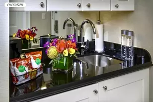 200 W 56th St, New York City, NY 10019 - Photo 3