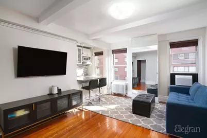 325 W 45th Street #701, New York City, NY 10036 - Photo 1