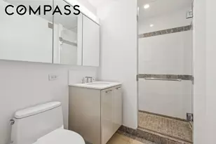 415 Main St, New York City, NY 10044 - Photo 15