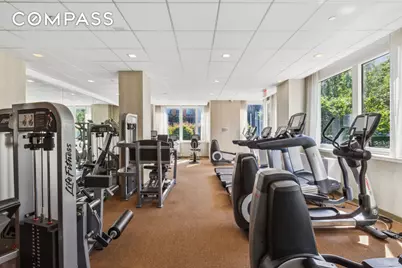 415 Main Street #4G, New York, NY 10044 - Photo 15