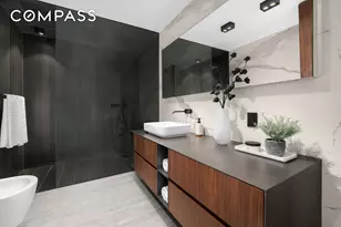 619 E 6th St, New York City, NY 10009 - Photo 11