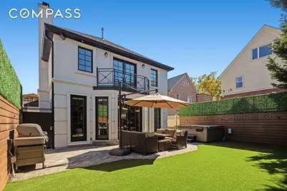 8008 Harbor View Terrace, New York City, NY 11209 - Photo 25