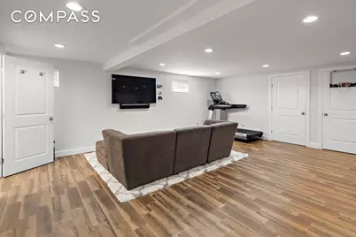 8008 Harbor View Terrace, New York City, NY 11209 - Photo 21