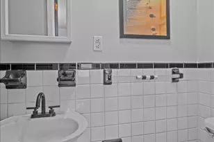 1927 Batchelder St, New York City, NY 11229 - Photo 7