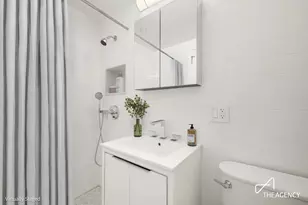 333 E 14th St, New York City, NY 10003 - Photo 9
