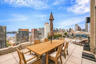 425 W 50th St, New York City, NY 10019 - Photo 3