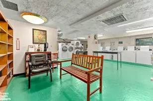 169 E 69th St, New York City, NY 10021 - Photo 15