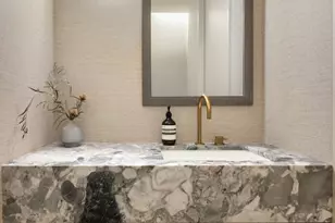 349 W 51st St, New York City, NY 10019 - Photo 5