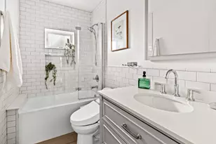 4 Reeve Pl, New York City, NY 11218 - Photo 9