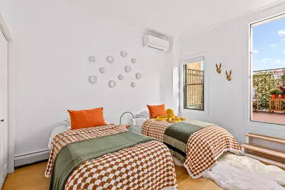 4 Reeve Place, New York City, NY 11218 - Photo 7