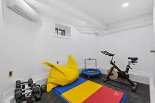 51 Dekoven Ct, New York City, NY 11230 - Photo 31