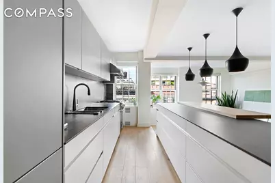 320 W 76th Street #7DE, New York City, NY 10023 - Photo 3