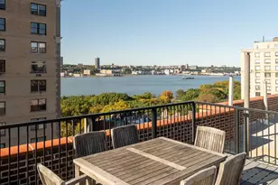 320 W 76th St, New York City, NY 10023 - Photo 17