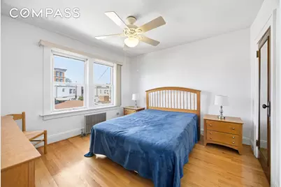 22-44 43rd Street, New York City, NY 11105 - Photo 11
