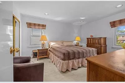 2416 E 66th Street, New York City, NY 11234 - Photo 15