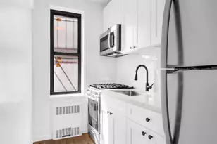 48-21 40th St, New York City, NY 11104 - Photo 3