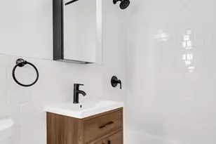 48-21 40th St, New York City, NY 11104 - Photo 5