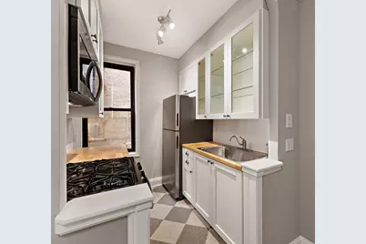 415 Ocean Parkway #3G, New York City, NY 11218 - Photo 5