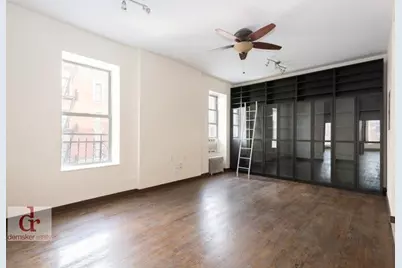 300 E 6th Street #BLDG, New York City, NY 10003 - Photo 5