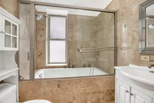 300 E 6th St, New York City, NY 10003 - Photo 15