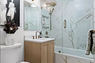 40 E 9th St, New York City, NY 10003 - Photo 9