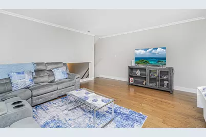 175 Zoe Street #1-P, New York City, NY 10305 - Photo 3