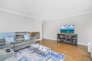 175 Zoe St, New York City, NY 10305 - Photo 3