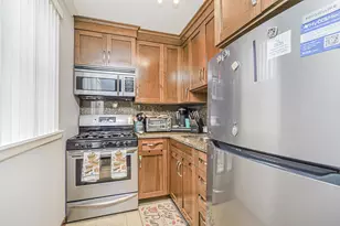 175 Zoe St, New York City, NY 10305 - Photo 7