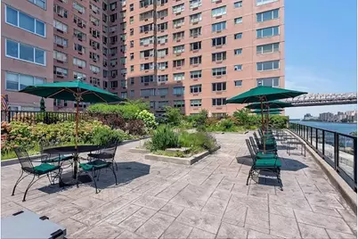 25 Sutton Place S #19E, New York City, NY 10022 - Photo 15
