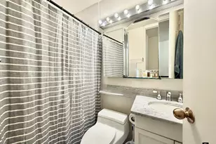 393 W 49th St, New York City, NY 10019 - Photo 5