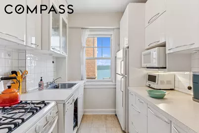 200 Cabrini Boulevard #47, New York City, NY 10033 - Photo 5