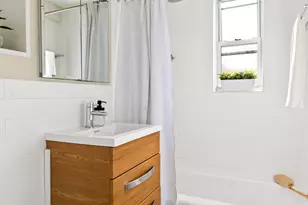 651 Vanderbilt St, New York City, NY 11218 - Photo 5