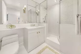 422 E 72nd St, New York City, NY 10021 - Photo 13