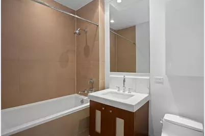 41-17 Crescent Street #7F, New York City, NY 11101 - Photo 3