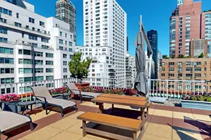 301 E 62nd St, New York City, NY 10065 - Photo 15