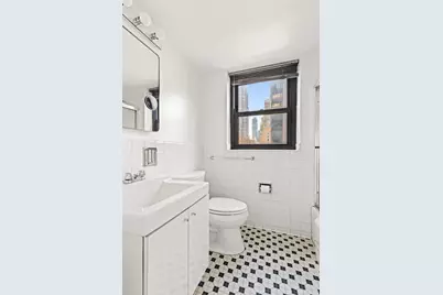 165 E 72nd Street #11C, New York City, NY 10021 - Photo 11